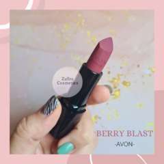 Labial en barra Ultra Matte BERRY BLAST - AVON