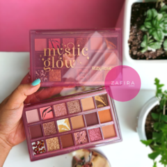 Paleta de sombras Mystic Glow - Ruby Rose