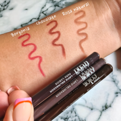 Lápiz delineador para labios COLOR TREND - AVON