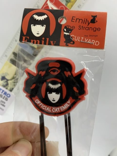Clip Emily the Strange "Official Cat Emily"