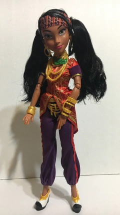 Muñeca Freddie de los Descendientes. Disney - comprar online