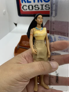 Figura Pocahontas pequeña - RETROCOSIS