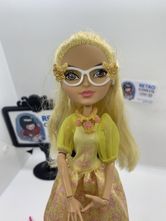 Ever After High Rosabella Beauty Birthday Ball - tienda online