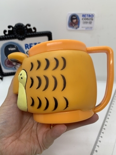 Taza Garfield - RETROCOSIS