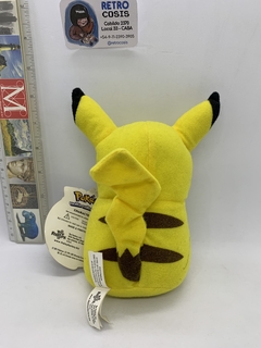 Pokemon - Peluche Pikachu 2015 en internet