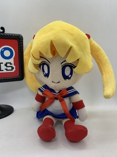 Peluche Sailor Moon con sopapa para colgar - comprar online