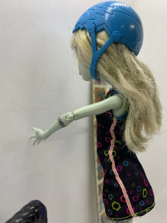 Monster High - Frankie Stein - roller maze - RETROCOSIS