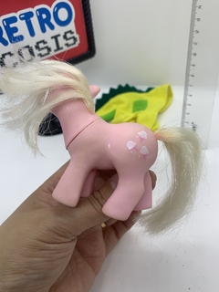 Pony G1 - bebe Lickety con outfit - Hong Kong - RETROCOSIS