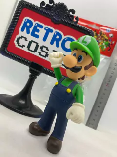 Figura Sofubi Luigi - RETROCOSIS