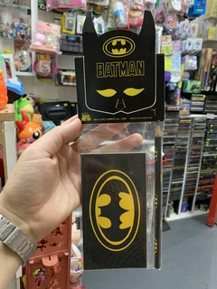 Libreta logo Batman con lapiz