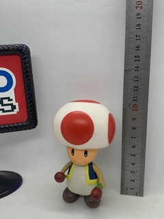 Figura Sofubi Toad maracas en internet
