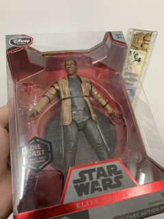 Star Wars - Finn - Elite Series Die cast - comprar online