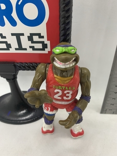 Figura Donatello "Slam Dunkin" en internet