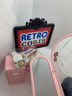 Barbie - muebles Sweet Roses -Vanity & nightstand - RETROCOSIS