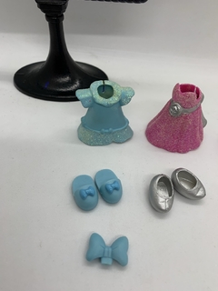 Imagen de Figura Minnie con Figaro, Vestidos y Accesorios