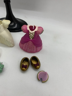 Figura Minnie con Figaro, Vestidos y Accesorios - RETROCOSIS