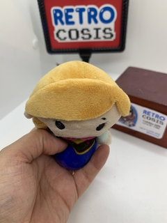 Muñeca Peluchin Disney Frozen "Anna" - comprar online