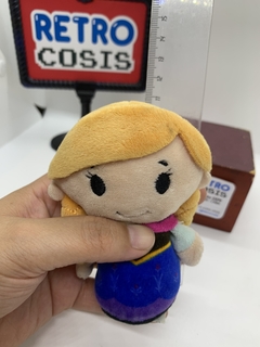 Muñeca Peluchin Disney Frozen "Anna" en internet