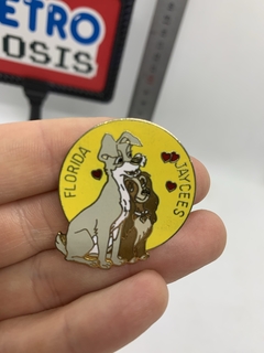 Pin "La Dama y el Vagabundo" Disney