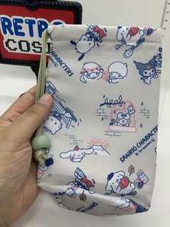 bolsito termico para botella Sanrio nuevo Japon - comprar online
