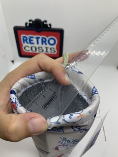 bolsito termico para botella Sanrio nuevo Japon - comprar online