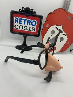 Anteojos de chiste, con Careta Ronald en internet