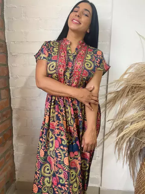 VESTIDO DESTELLOS FLORALES
