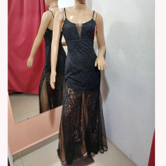 VESTIDO DE TUL Y ENCAJE. ART 7220