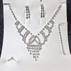 CONJUNTO DE STRASS. ART A15