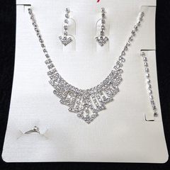 CONJUNTO DE STRASS. ART A24