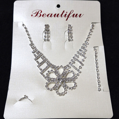 CONJUNTO DE STRASS. ART A16