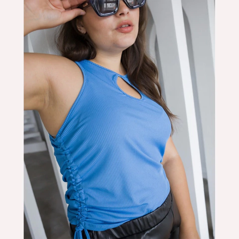 REMERA DE MORLEY CON FRUNCE. ART 1804