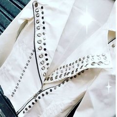 CAMPERA DE BENGALINA CON ARANDELAS Y TACHAS. ART 3026 - Dinastia