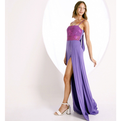 VESTIDO LARGO CON DOS TAJO GASA CON BRILLO EN PLATA. ART 7249 - tienda online