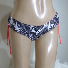VEDETINA DE BIKINIS CON FRUNCE. ART B119