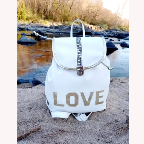 MOCHILA LOVE 36X34CM. ART M57-2