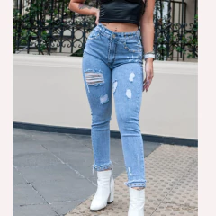 JEANS ELASTIZADO CON TACHAS. ART 4153 - Dinastia