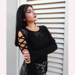 REMERA DE MODAL CON ENCAJE Y TIRAS. ART 1145