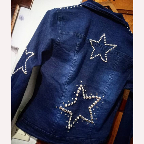 CAMPERA DE JEANS ELASTIZADA CON ESTRELLAS. ART 3091