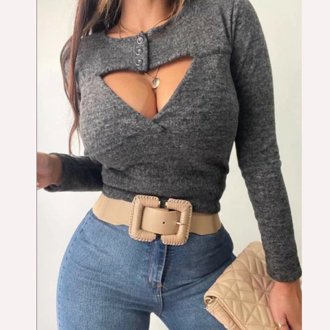 REMERA DE LANILLA CON BOTÓN. ART 1151