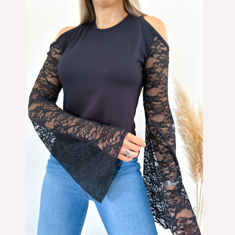 REMERA CON ENCAJE. ART 1152