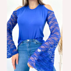 REMERA CON ENCAJE. ART 1152