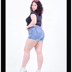 SHORTS DE JEANS CON ROTURA. ART 4573 - comprar online