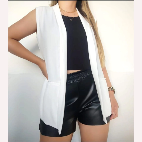 CHALECO SASTRERO DE CREPE. ART 3109