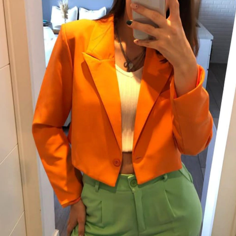 BLAZER CORTO DE CREPE. ART 3108