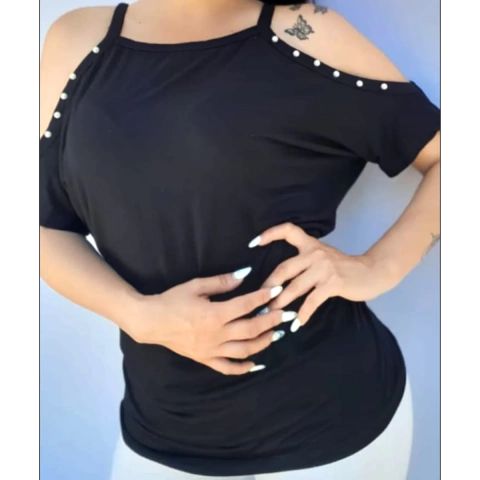 REMERA DE MODAL H/DESCUBIERTO CON PERLAS. ART 1904