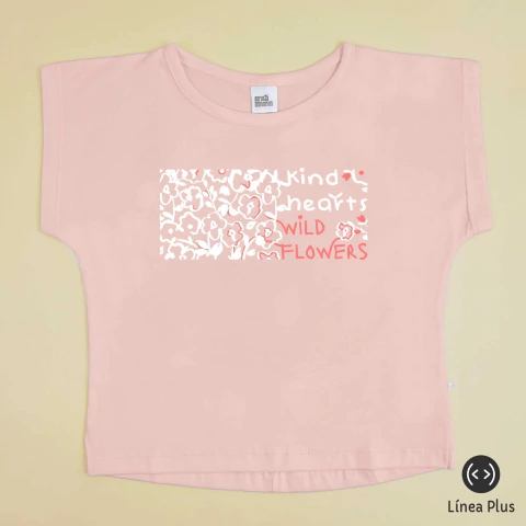REMERA TWEEN TOLUCA WILD FLOWERS ROSA HIELO PLUS