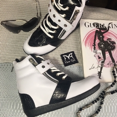 ZAPA CLASICAS BLANCO Y NEGRO -ZTE- ZAPA TACO ESCONDIDO - comprar online