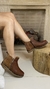 BOTA RUTH CROCO CHOCOLATE HORMA ANCHA en internet