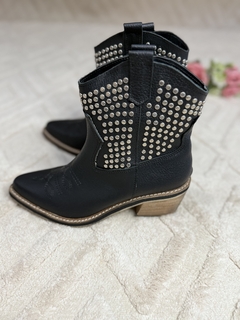 TEXANA DE CUERO color Negro con tachas - comprar online
